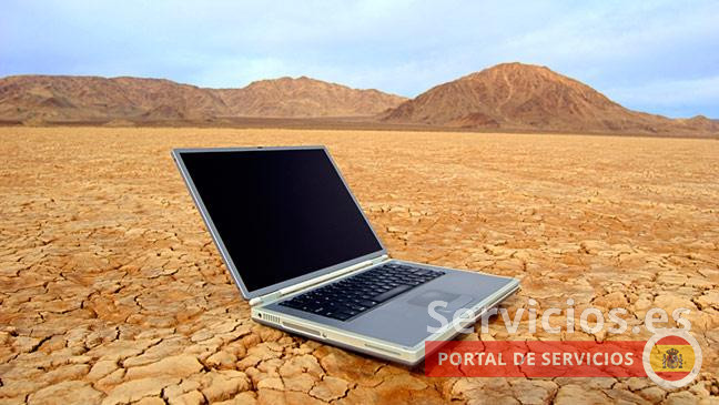 laptop-in-desert-136391803984803901-140708105012